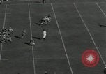 Immagine di Football americano New Haven Connecticut USA, 1934, secondo 31 filmato di repertorio 65675029777