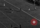 Immagine di Football americano New Haven Connecticut USA, 1934, secondo 36 filmato di repertorio 65675029777