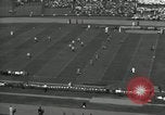 Immagine di Football americano Palo Alto California USA, 1934, secondo 17 filmato di repertorio 65675029778