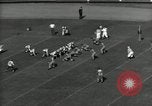Immagine di Football americano Palo Alto California USA, 1934, secondo 27 filmato di repertorio 65675029778