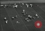 Immagine di Football americano Palo Alto California USA, 1934, secondo 47 filmato di repertorio 65675029778