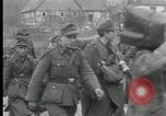 Immagine di I prigionieri di guerra tedeschi Westenfeld Germania, 1944, secondo 18 filmato di repertorio 65675029779