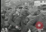 Immagine di I prigionieri di guerra tedeschi Westenfeld Germania, 1944, secondo 20 filmato di repertorio 65675029779