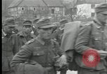 Immagine di I prigionieri di guerra tedeschi Westenfeld Germania, 1944, secondo 22 filmato di repertorio 65675029779