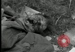 Immagine di I prigionieri di guerra tedeschi Westenfeld Germania, 1944, secondo 38 filmato di repertorio 65675029779