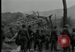 Image Treadway bridge Kunitz Allemagne, 1945, de la seconde 40 séquences d'archives historiques vidéo 65675029781