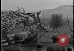 Image Treadway bridge Kunitz Allemagne, 1945, de la seconde 45 séquences d'archives historiques vidéo 65675029781