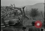Image Treadway bridge Kunitz Allemagne, 1945, de la seconde 47 séquences d'archives historiques vidéo 65675029781