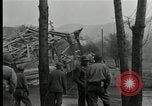 Image Treadway bridge Kunitz Allemagne, 1945, de la seconde 56 séquences d'archives historiques vidéo 65675029781