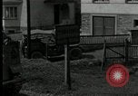 Standbild US Army 90th Infanterie Konvoi Probstzella Deutschland, 1944, aus Sekunde 6 historischem Filmmaterial Videoclip 65675029783