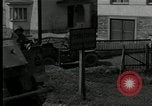 Standbild US Army 90th Infanterie Konvoi Probstzella Deutschland, 1944, aus Sekunde 7 historischem Filmmaterial Videoclip 65675029783