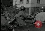 Standbild US Army 90th Infanterie Konvoi Probstzella Deutschland, 1944, aus Sekunde 15 historischem Filmmaterial Videoclip 65675029783