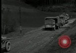 Standbild US Army 90th Infanterie Konvoi Probstzella Deutschland, 1944, aus Sekunde 32 historischem Filmmaterial Videoclip 65675029783