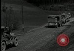 Standbild US Army 90th Infanterie Konvoi Probstzella Deutschland, 1944, aus Sekunde 33 historischem Filmmaterial Videoclip 65675029783