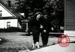 Image dimanche les journaux vendus au magasin général Southville Kentucky USA, 1950, de la seconde 10 séquences d'archives historiques vidéo 65675029786