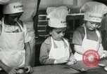 Standbild Children's Centre Dresden Deutschland, 1932, aus Sekunde 38 historischem Filmmaterial Videoclip 65675029790