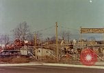 Image Traverser le centre commercial de comté dans les années 1950 Yonkers New York USA, 1958, de la seconde 43 séquences d'archives historiques vidéo 65675029792