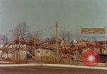Image Traverser le centre commercial de comté dans les années 1950 Yonkers New York USA, 1958, de la seconde 45 séquences d'archives historiques vidéo 65675029792