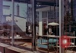 Standbild suburbanen Shopping Center Yonkers New York USA, 1958, aus Sekunde 5 historischem Filmmaterial Videoclip 65675029793