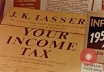 Standbild suburbanen Shopping Center Yonkers New York USA, 1958, aus Sekunde 42 historischem Filmmaterial Videoclip 65675029793