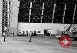 Image undock dirigeable United States USA, 1957, de la seconde 19 séquences d'archives historiques vidéo 65675029797