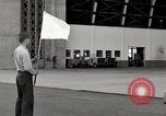 Image undock dirigeable United States USA, 1957, de la seconde 38 séquences d'archives historiques vidéo 65675029797