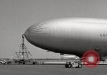 Standbild Navy N-Klasse Blimp New Jersey United States USA, 1957, aus Sekunde 56 historischem Filmmaterial Videoclip 65675029798