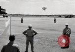 Standbild Landung und masting Luftschiff United States USA, 1957, aus Sekunde 21 historischem Filmmaterial Videoclip 65675029799