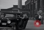 Immagine di Tram unione lavoratori in sciopero Milwaukee Wisconsin USA, 1934, secondo 24 filmato di repertorio 65675029833