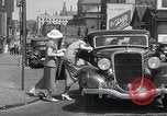 Immagine di Tram unione lavoratori in sciopero Milwaukee Wisconsin USA, 1934, secondo 57 filmato di repertorio 65675029833