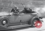 Standbild 1930er Jahre Bankraub Buffalo New York USA, 1934, aus Sekunde 50 historischem Filmmaterial Videoclip 65675029854