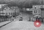 Immagine di Bus distrutto Ossining New York USA, 1934, secondo 12 filmato di repertorio 65675029858