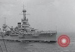 Standbild Italiener willkommen Die USS Arkansas (BB-33) zu Besuch in Neapel Neapel Italien, 1934, aus Sekunde 3 historischem Filmmaterial Videoclip 65675029860