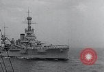Standbild Italiener willkommen Die USS Arkansas (BB-33) zu Besuch in Neapel Neapel Italien, 1934, aus Sekunde 6 historischem Filmmaterial Videoclip 65675029860