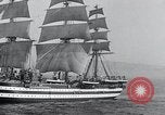 Standbild Italiener willkommen Die USS Arkansas (BB-33) zu Besuch in Neapel Neapel Italien, 1934, aus Sekunde 12 historischem Filmmaterial Videoclip 65675029860