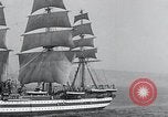 Standbild Italiener willkommen Die USS Arkansas (BB-33) zu Besuch in Neapel Neapel Italien, 1934, aus Sekunde 13 historischem Filmmaterial Videoclip 65675029860