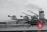 Standbild Italiener willkommen Die USS Arkansas (BB-33) zu Besuch in Neapel Neapel Italien, 1934, aus Sekunde 30 historischem Filmmaterial Videoclip 65675029860