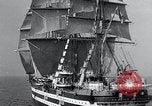 Standbild Italiener willkommen Die USS Arkansas (BB-33) zu Besuch in Neapel Neapel Italien, 1934, aus Sekunde 32 historischem Filmmaterial Videoclip 65675029860