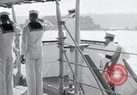 Standbild Italiener willkommen Die USS Arkansas (BB-33) zu Besuch in Neapel Neapel Italien, 1934, aus Sekunde 39 historischem Filmmaterial Videoclip 65675029860