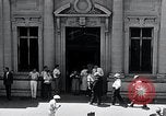 Image déposants bancaires Hempstead New York USA, 1934, de la seconde 13 séquences d'archives historiques vidéo 65675029865