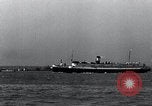 Standbild Ozeanriesen New York United States USA, 1935, aus Sekunde 9 historischem Filmmaterial Videoclip 65675029870