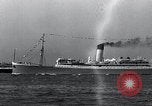 Standbild Ozeanriesen New York United States USA, 1935, aus Sekunde 30 historischem Filmmaterial Videoclip 65675029870