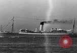 Standbild Ozeanriesen New York United States USA, 1935, aus Sekunde 32 historischem Filmmaterial Videoclip 65675029870