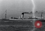Standbild Ozeanriesen New York United States USA, 1935, aus Sekunde 33 historischem Filmmaterial Videoclip 65675029870