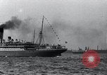 Standbild Ozeanriesen New York United States USA, 1935, aus Sekunde 42 historischem Filmmaterial Videoclip 65675029870