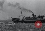 Standbild Ozeanriesen New York United States USA, 1935, aus Sekunde 59 historischem Filmmaterial Videoclip 65675029870