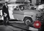 Image Earls Court Motor Show Londres Angleterre, 1959, de la seconde 20 séquences d'archives historiques vidéo 65675029873