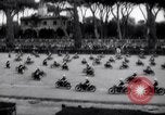 Image Romes police moto Italie, 1959, de la seconde 61 séquences d'archives historiques vidéo 65675029874