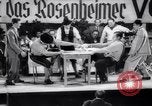 Image doigt-match de lutte la Bavière en Allemagne, 1959, de la seconde 44 séquences d'archives historiques vidéo 65675029875