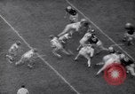 Standbild College Football Seattle Washington USA, 1959, aus Sekunde 22 historischem Filmmaterial Videoclip 65675029876